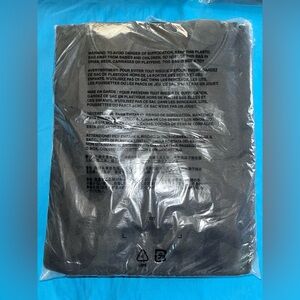 Yeezy Gap Crop Dove Black